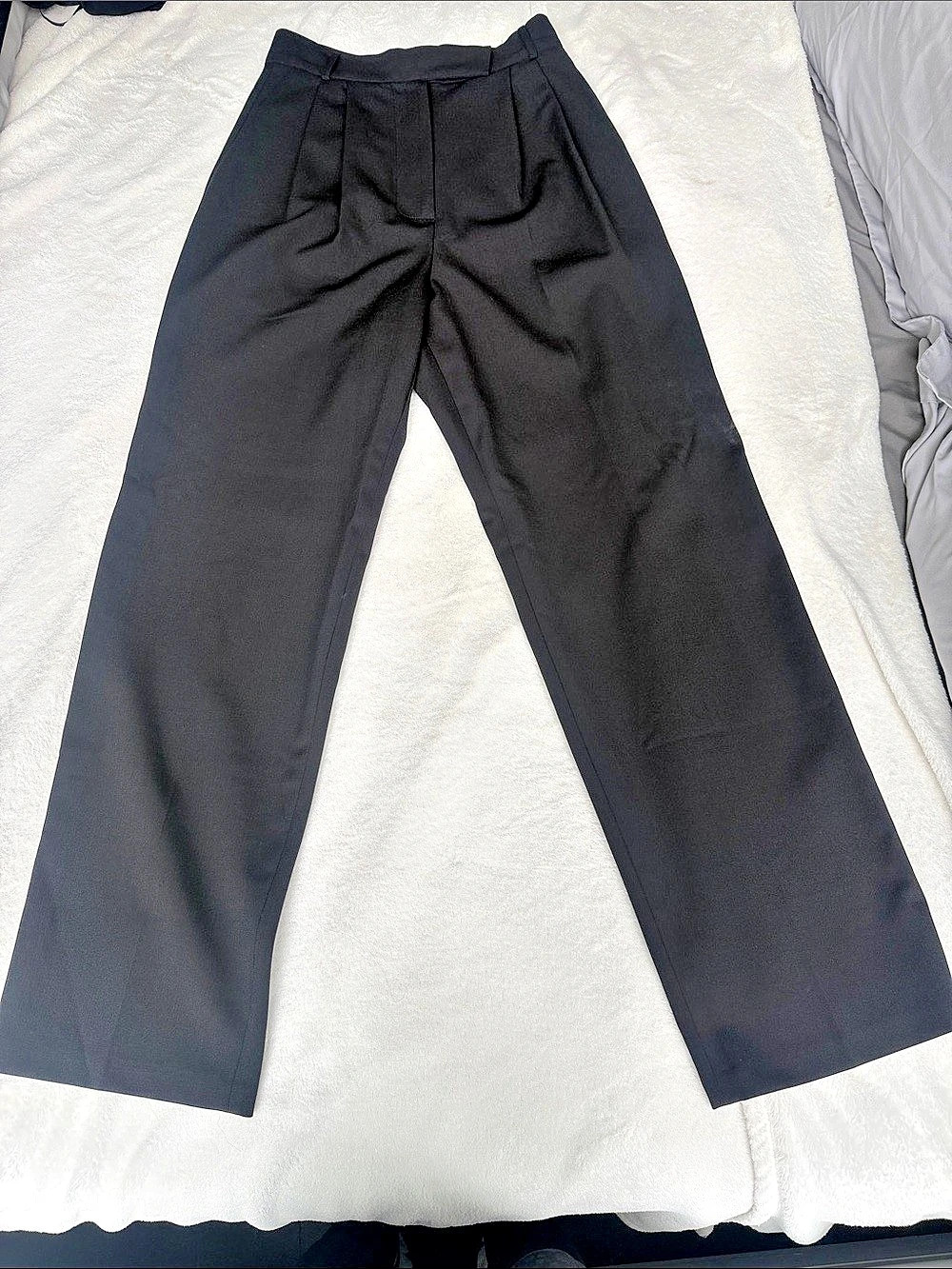The Frankie Shop Wide Leg Trousers in Black Size Small Like New